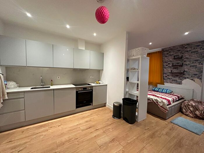 1 Bedroom Studio To Rent In Duval House, UB7