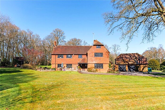 4 Bedroom Detached House For Sale In Dippenhall, Farnham, Surrey, GU10