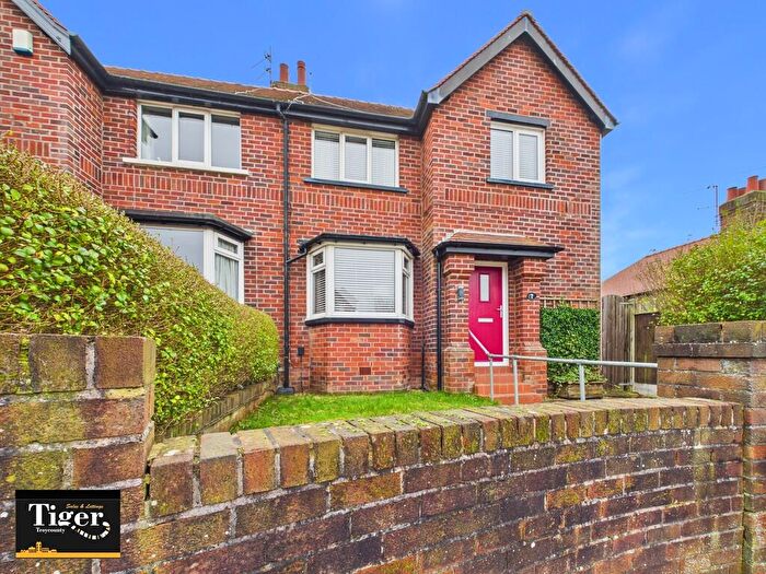 2 Bedroom Semi Detached House For Sale In Bailey Court, Blackpool, FY3