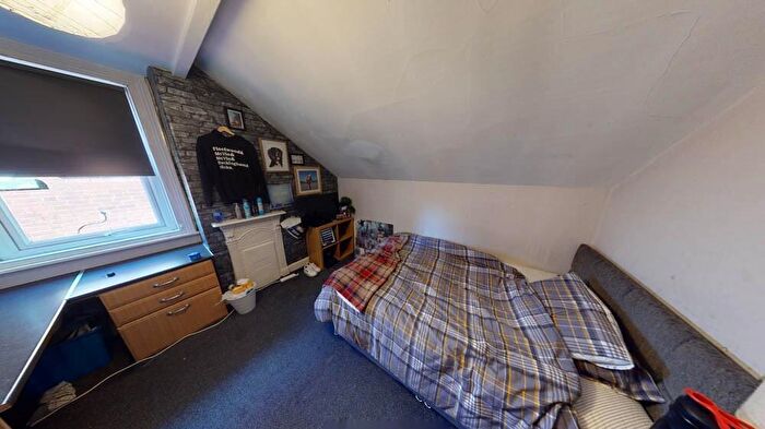 6 Bedroom House To Rent In Saint Michael's Terrace, Leeds, LS6