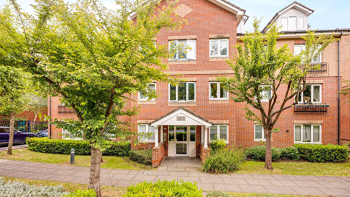 2 Bedroom Flat For Sale In Godstone Road, Kenley, CR8