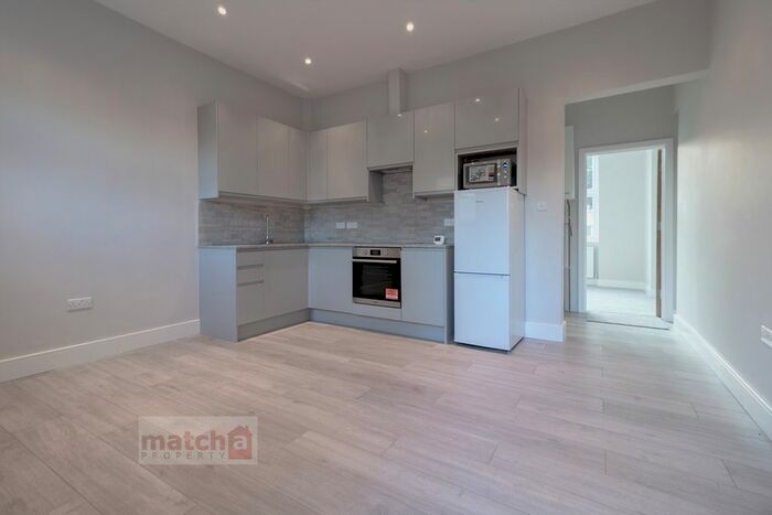 1 Bedroom Flat To Rent In Boston Road, Hanwell, London, W7