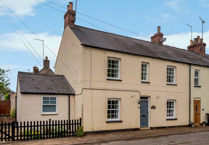 3 Bedroom End Of Terrace House To Rent In Station Road, Nassington, PE8