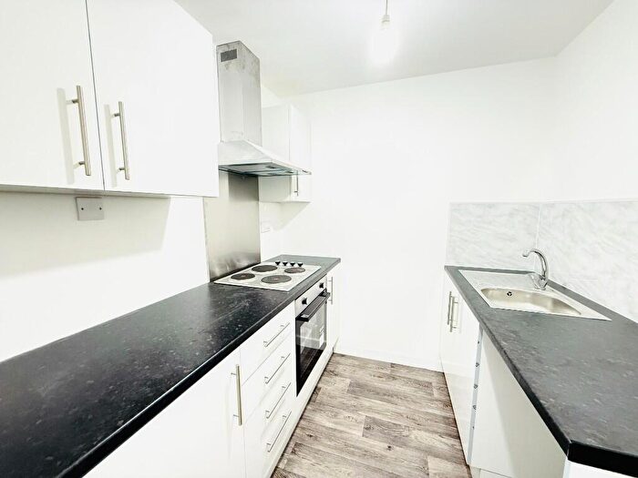 1 Bedroom Flat To Rent In Stevenson Street, Glasgow, G40
