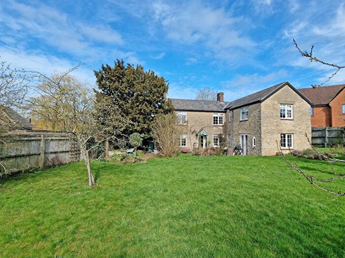 4 Bedroom Detached House For Sale In The Old School House, Rectory Lane, Bicester, Oxfordshire, OX27
