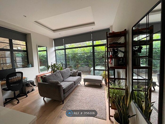 1 Bedroom Flat To Rent In Romeyn Road, London, SW16