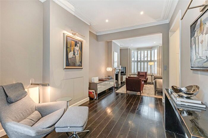 3 Bedroom Terraced House For Sale In Foskett Road, London, SW6