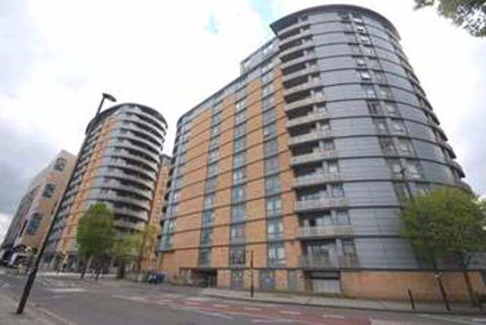 2 Bedroom Flat To Rent In Victoria Road, London, W3