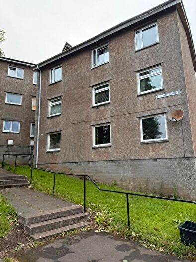 2 Bedroom Flat To Rent In Tudor Court, Redding, Falkirk, FK2