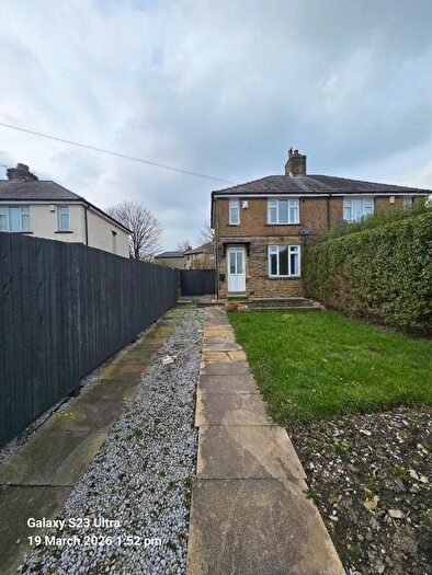3 Bedroom Semi Detached House To Rent In Mandale Road, Bradford, BD6