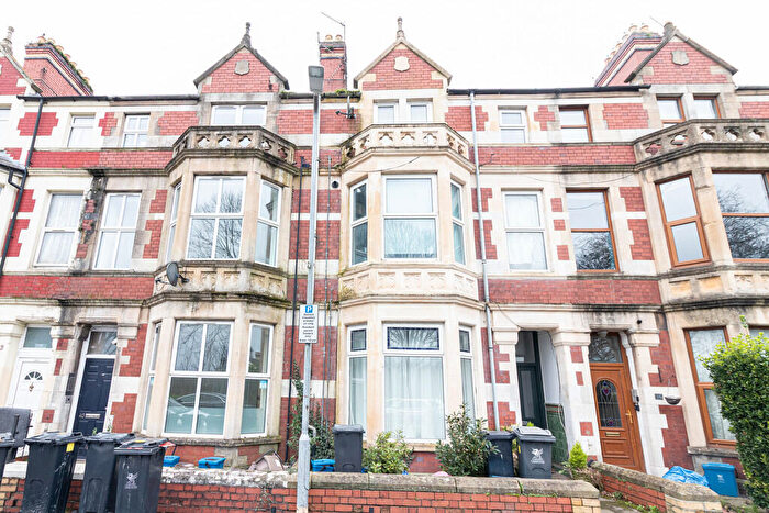 2 Bedroom Apartment For Sale In Blaenclydach Street, Grangetown, Cardiff, CF11