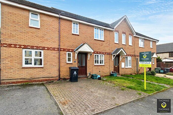 4 Bedroom Semi Detached House For Sale In Goshawk Road, Quedgeley, GL2