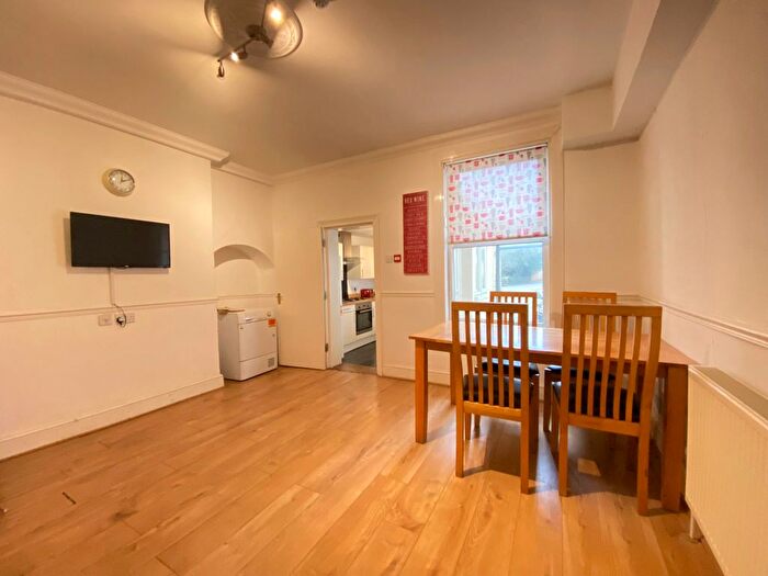 7 Bedroom Property To Rent In Albany Terrace, Chatham, Kent, ME4