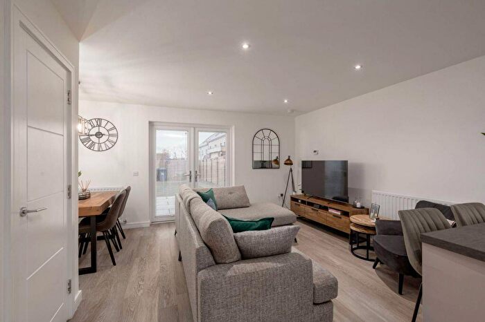 3 Bedroom Villa For Sale In Viscount Drive, Dalkeith, EH22