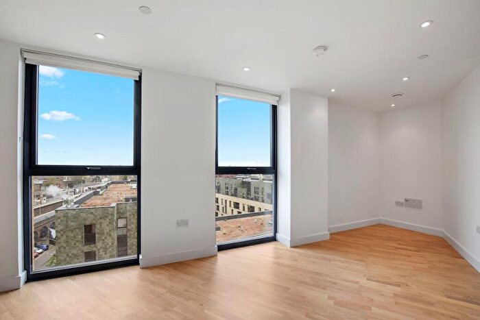 1 Bedroom Apartment To Rent In Burgess Springs, Chelmsford, CM1