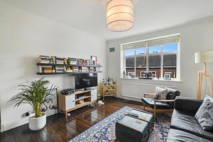 1 Bedroom Flat To Rent In Mount View Road, London, N4