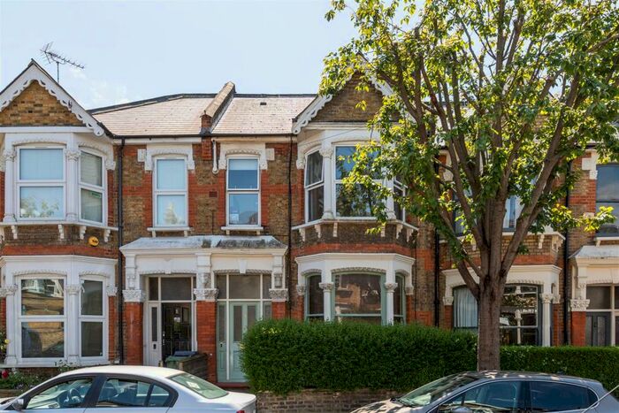 1 Bedroom Flat To Rent In Cleveland Park Crescent, Walthamstow, E17