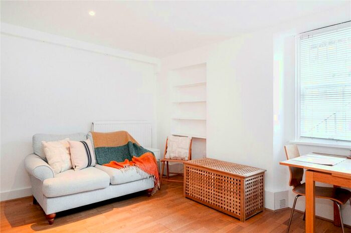 1 Bedroom Apartment To Rent In Chadwell Street, London, EC1R