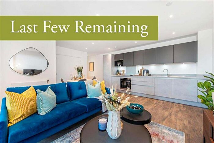 1 Bedroom Apartment To Rent In Bed, Th Floor Evos At Endura House In Beam Park, RM13