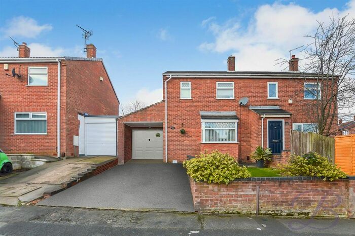 3 Bedroom Semi-Detached House To Rent In Lymington Road, Mansfield, NG19