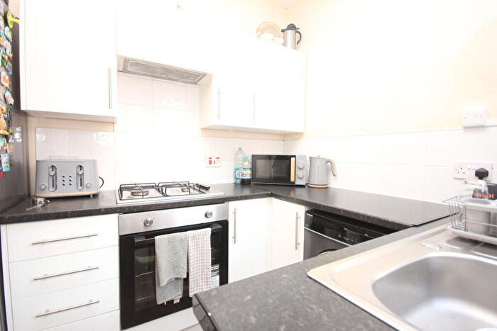 3 Bedroom Terraced House To Rent In Bridge Road, Ashton On Ribble, PR2