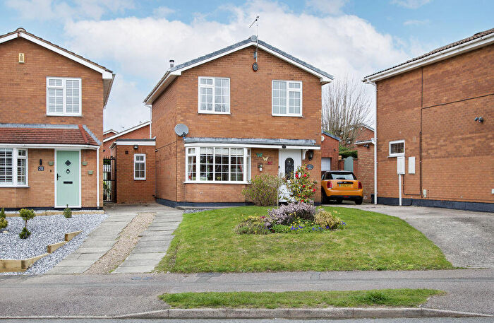 3 Bedroom Detached House For Sale In Greenways, Walton, Chesterfield, S40