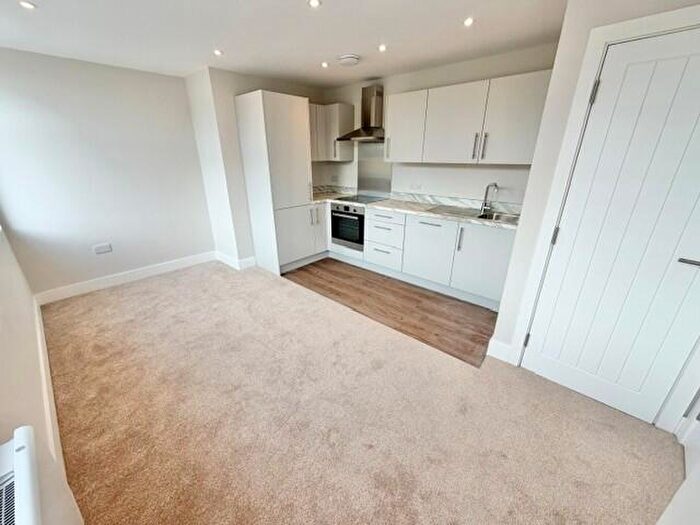 1 Bedroom Apartment To Rent In Fellon House, Spring Hall Lane, Halifax, HX1