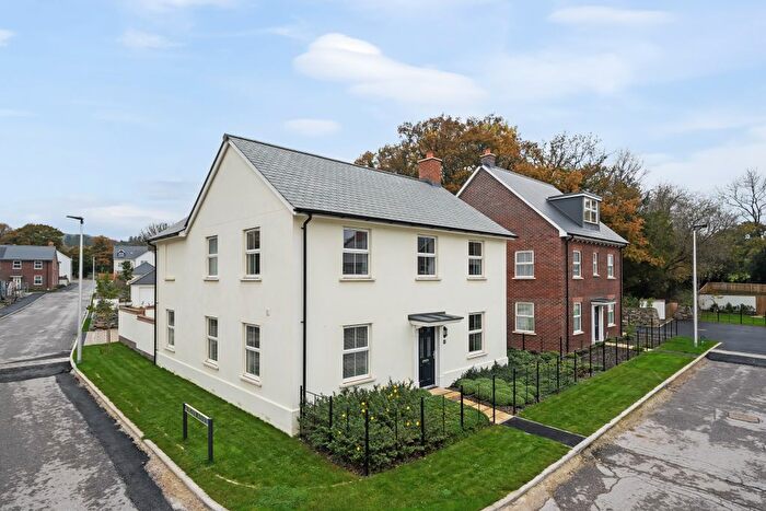 4 Bedroom Detached House For Sale In Carpenter Drive, Bovey Tracey, Newton Abbot, TQ13