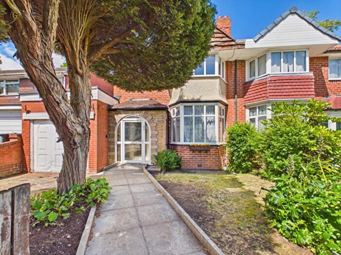 3 Bedroom Semi Detached House For Sale In Goosemoor Lane, Erdington, B23