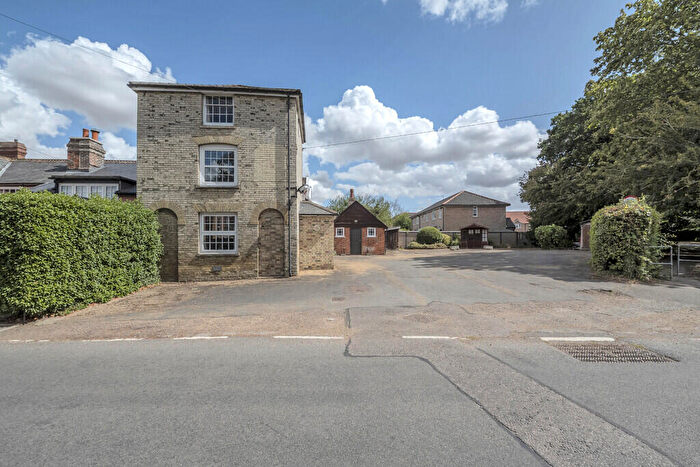5 Bedroom Detached House For Sale In The Street, Woolpit, Bury St. Edmunds, IP30
