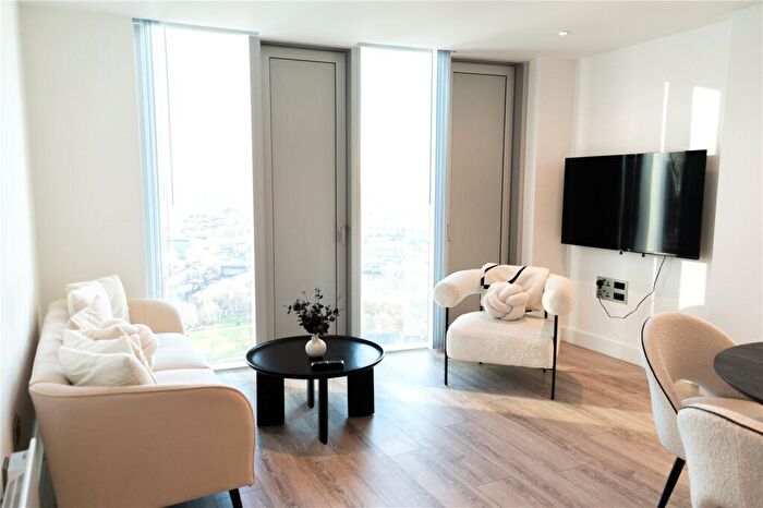 1 Bedroom Apartment For Sale In Silvercroft Street, Manchester, M15