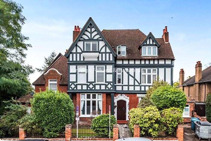 2 Bedroom Flat For Sale In Oaklands Road, Bromley, BR1
