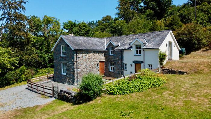 4 Bedroom Detached House For Sale In Talsarnau, LL47
