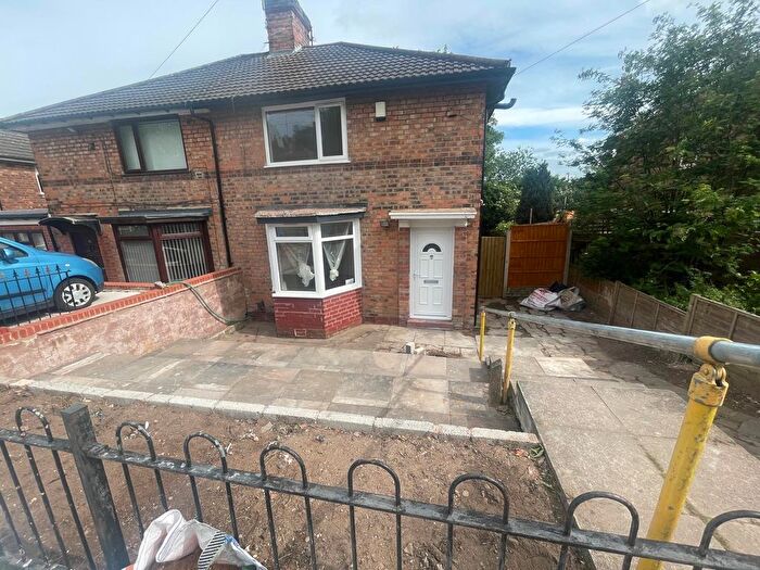 3 Bedroom Semi-Detached House To Rent In Hawkesyard Road, Erdington, Birmingham, B24
