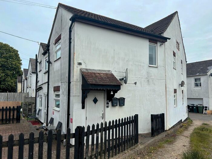 1 Bedroom Flat To Rent In Park Road North, Ashford, TN24