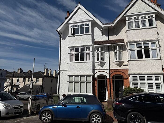 1 Bedroom Flat To Rent In Christchurch Avenue, Tunbridge Wells, TN1