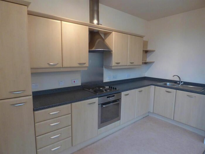 2 Bedroom Flat To Rent In Mill Court, Britannia Wharf, Bingley BD16