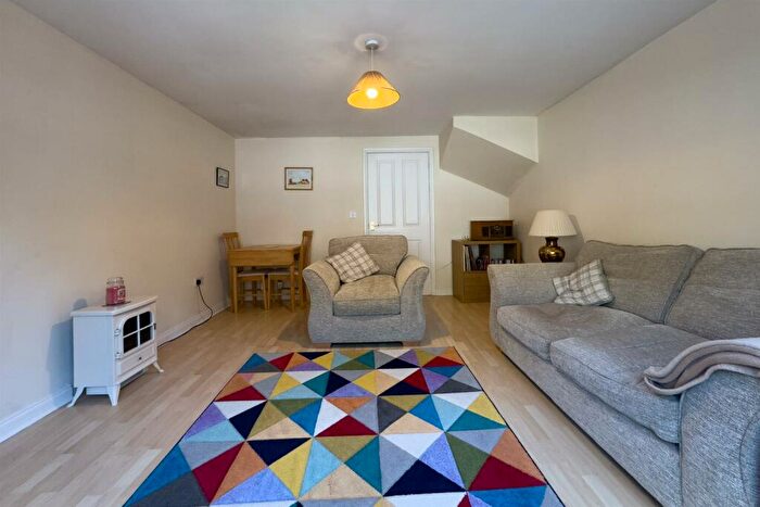 2 Bedroom Town House For Sale In Summer Fields Drive, Midway, Swadlincote, DE11