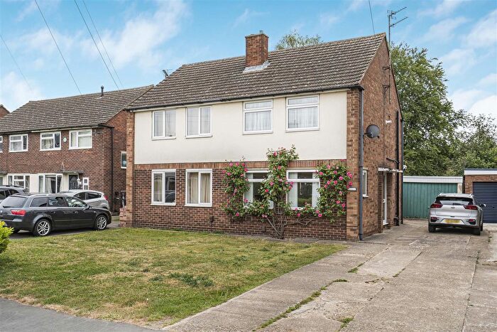 3 Bedroom Semi-Detached House For Sale In Coles Road, Milton, Cambridge, CB24