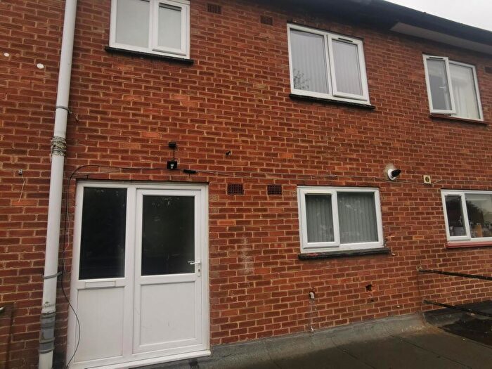 2 Bedroom Apartment To Rent In Coventry Road, B26