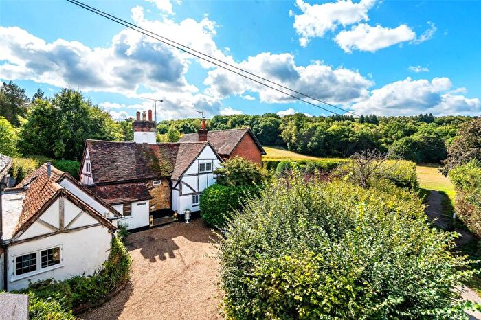 3 Bedroom Semi Detached House For Sale In Hampstead Lane, Dorking, Surrey, RH4
