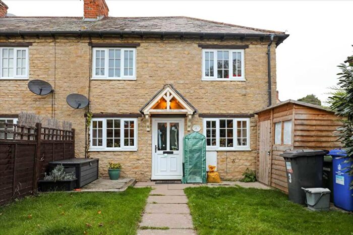 2 Bedroom End Of Terrace House To Rent In Honeysuckle Cottage, St Michaels Court, Ashton, NN7