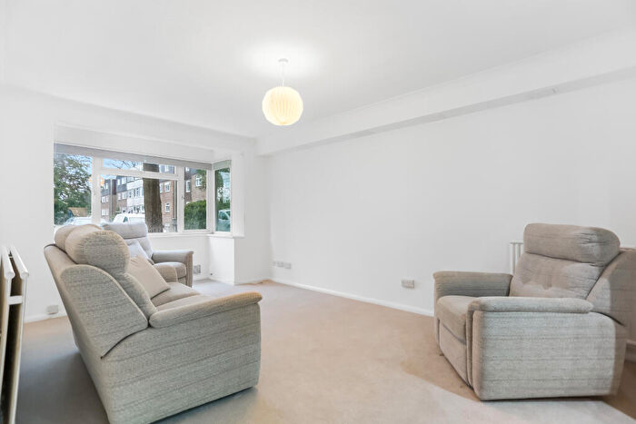 1 Bedroom Flat To Rent In Kingsmere, London Road, Brighton, BN1