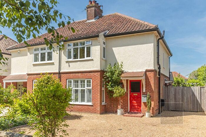 3 Bedroom Semi-Detached House For Sale In Trafford Road, Norwich, NR1
