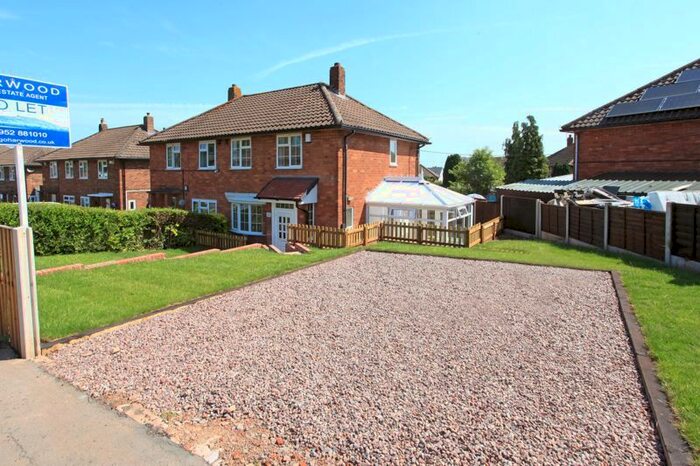 2 Bedroom Semi-Detached House To Rent In Gibbons Road, Trench, Telford, TF2