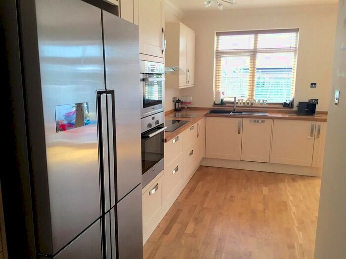3 Bedroom End Of Terrace House To Rent In Southbury Road, Enfield, EN1