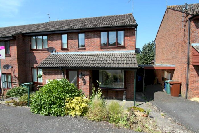 2 Bedroom End Of Terrace House To Rent In Green Lane, Banbury, Oxon, OX16