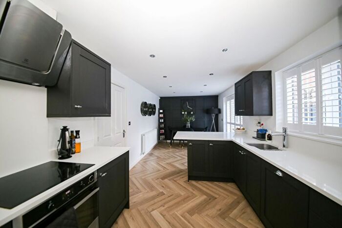 4 Bedroom Detached House For Sale In Grove Lane, Standish, WN6