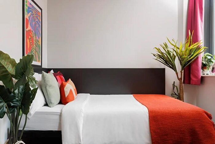 1 Bedroom Flat To Rent In Clarence Road, Leeds, LS10