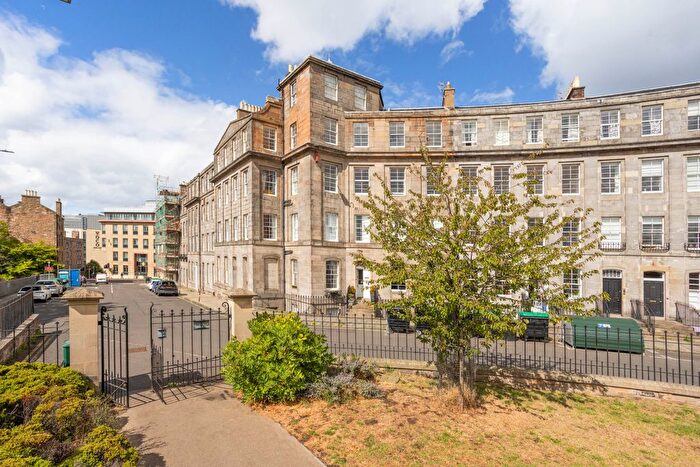 2 Bedroom Flat For Sale In /, Gardner's Crescent, Edinburgh, EH3
